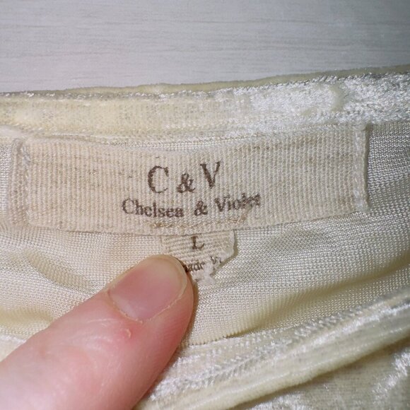 Chelsea & Violet Women's Cream Square Neck Puff Sleeve Velvet Bodysuit - Picture 4 of 5